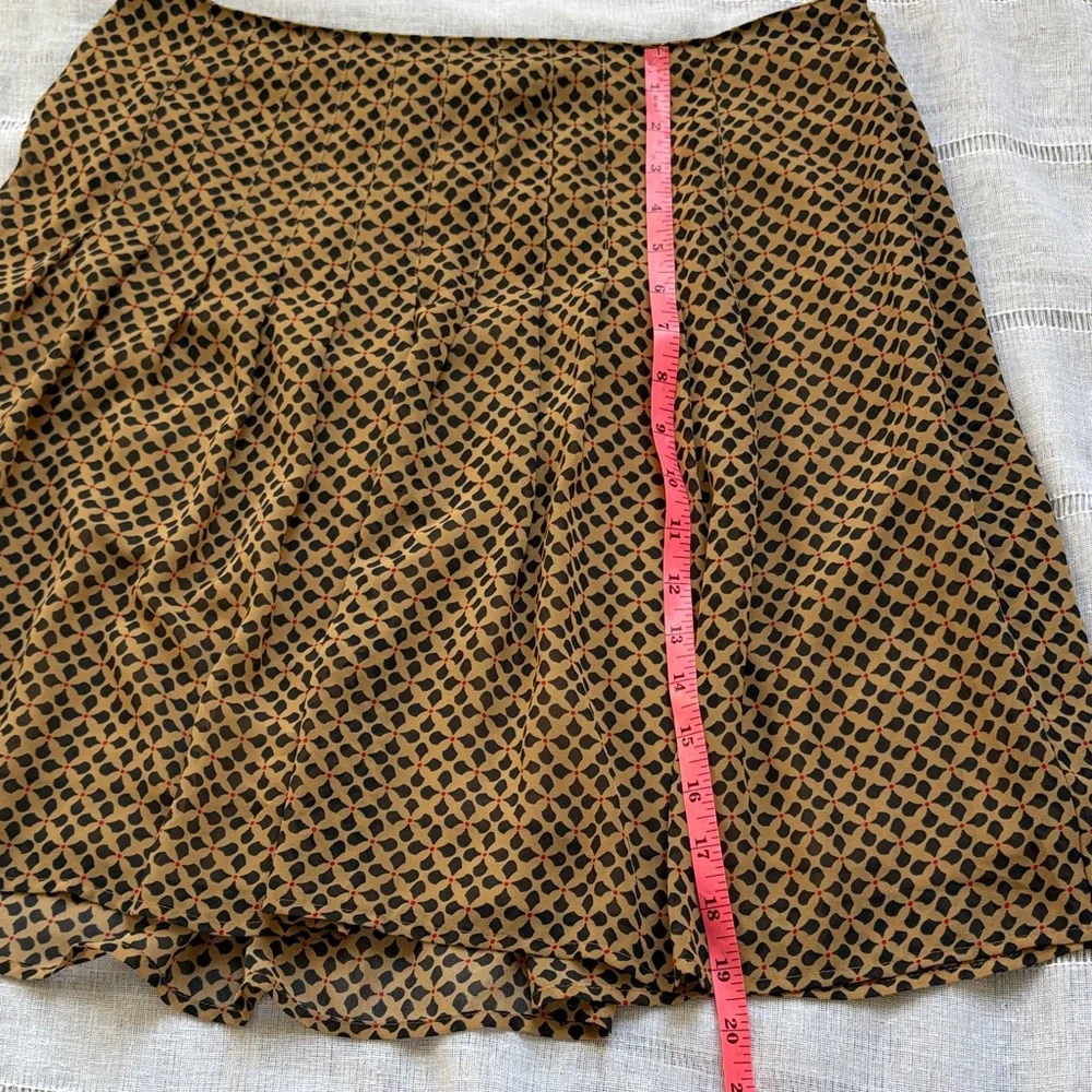 LOFT Tan and Black Geometric A-Line Pleated Skirt - Picture 12 of 12